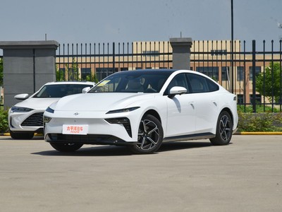 eπ007新车报价2024款,最低售价11.99万起,入手正当时