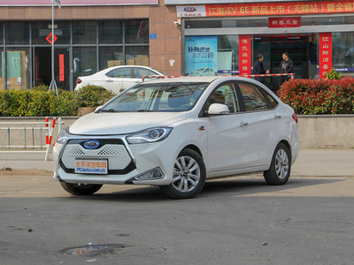 江淮iEV7新款价格2024款多少钱？购车宝典与优惠速递！